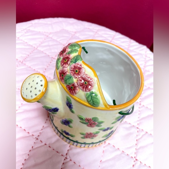 Flower Decorative Watering Can Vase - Picture 2 of 3